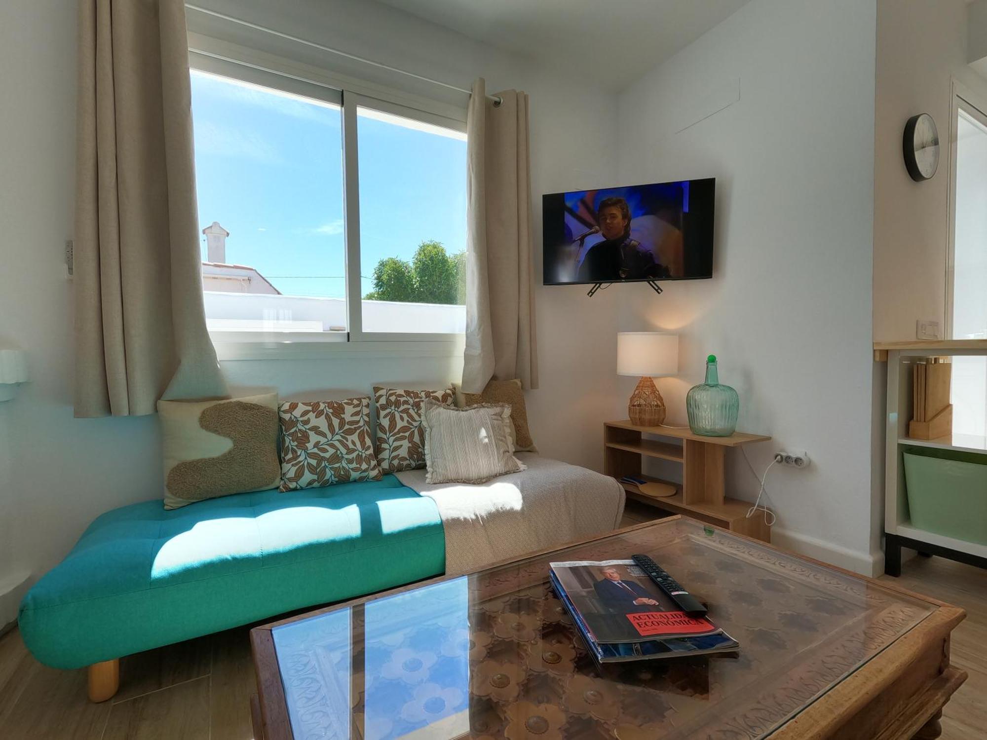 Preciosa Independiente 100metros Playa 10personas, Free Parking, Fully Renovated Now * Los Canos De Meca