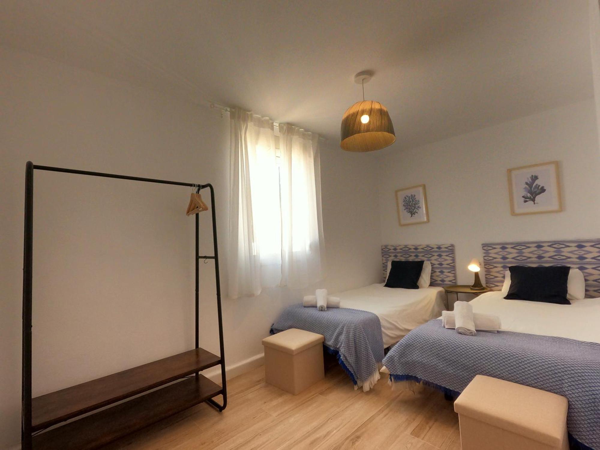 Preciosa Independiente 100metros Playa 10personas, Free Parking, Fully Renovated Now *