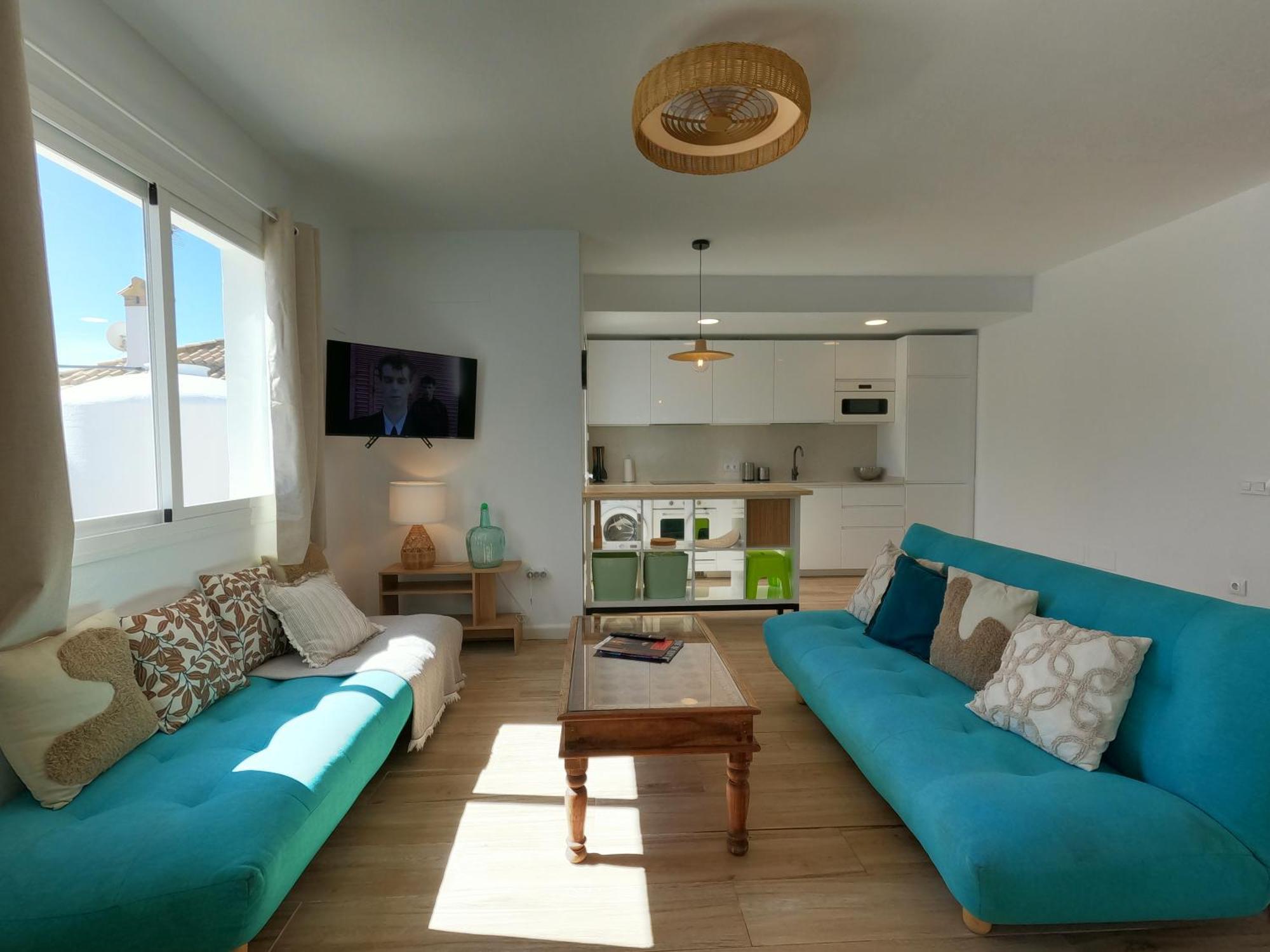 Preciosa Independiente 100metros Playa 10personas, Free Parking, Fully Renovated Now Los Canos De Meca