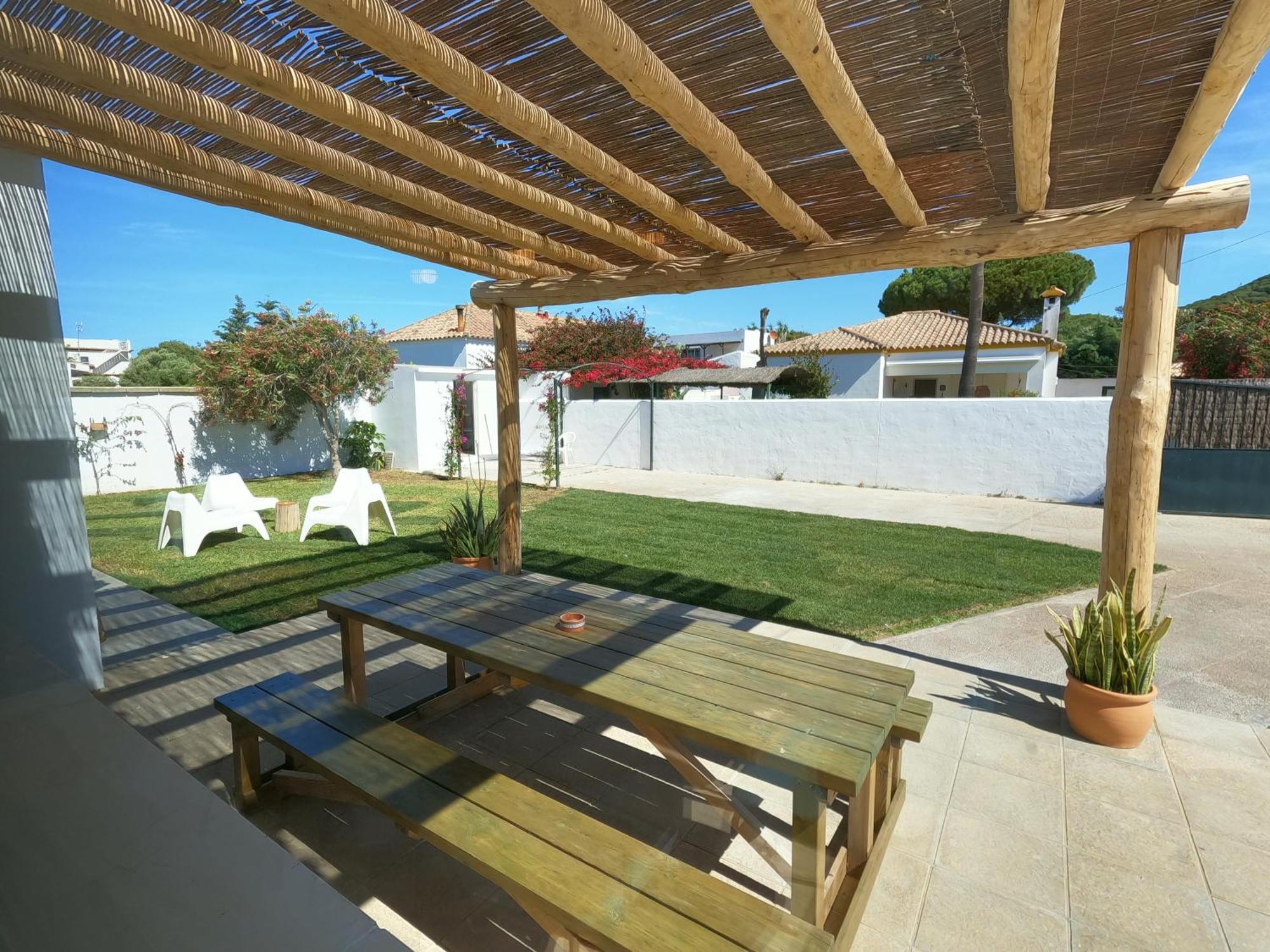 Preciosa Independiente 100metros Playa 10personas, Free Parking, Fully Renovated Now Holiday home *