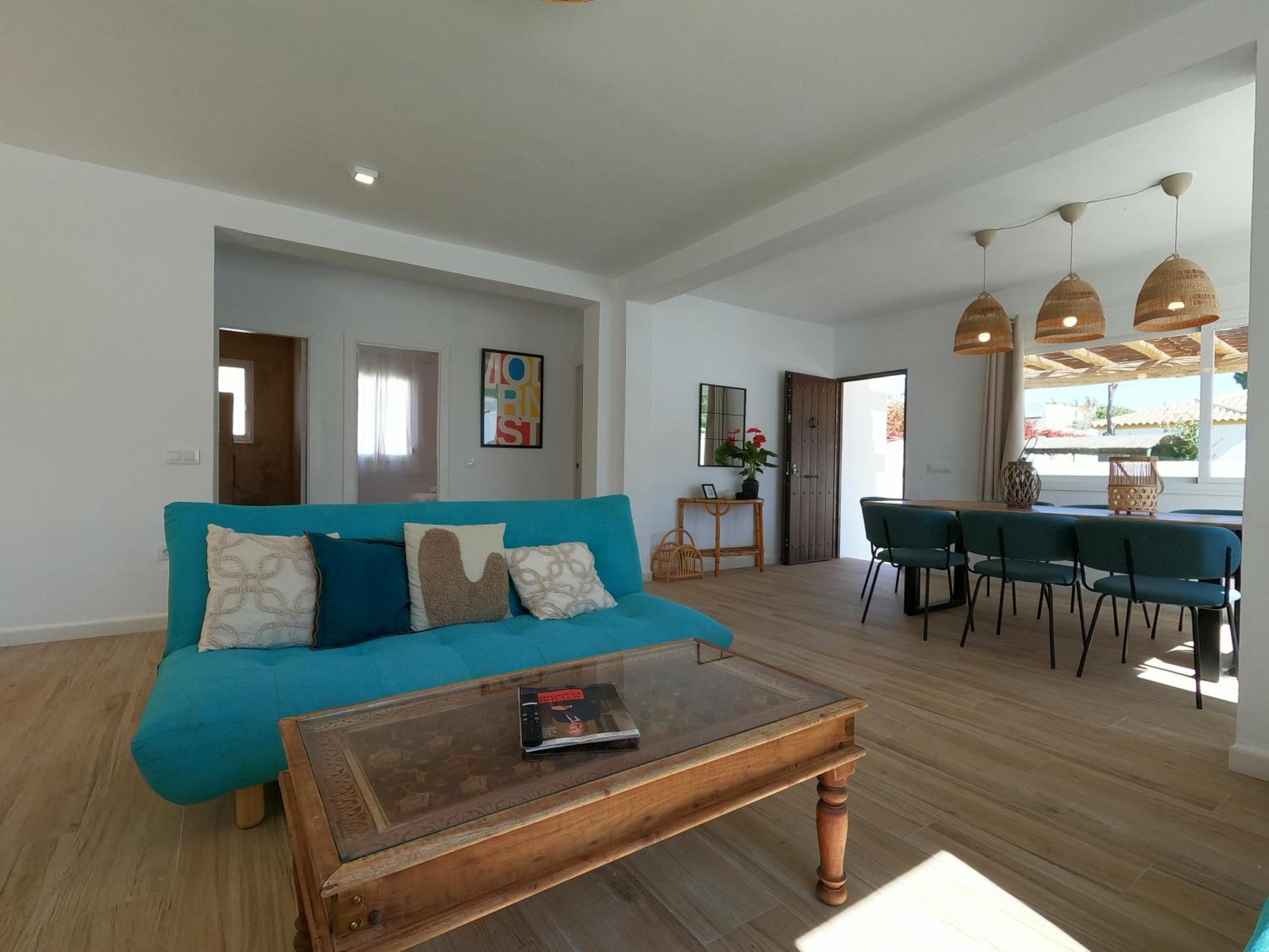 Preciosa Independiente 100metros Playa 10personas, Free Parking, Fully Renovated Now *